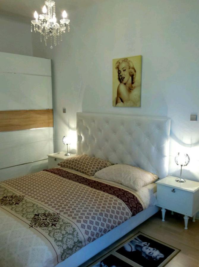 Apartment Ory Near The City Center With Free Parking Pula Buitenkant foto