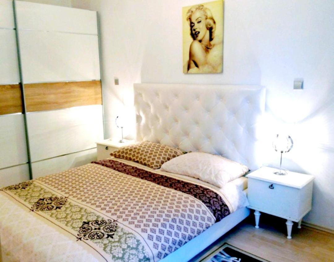 Apartment Ory Near The City Center With Free Parking Pula Buitenkant foto